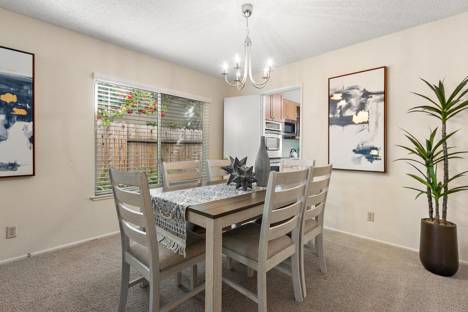 58 Rambleoak Circle