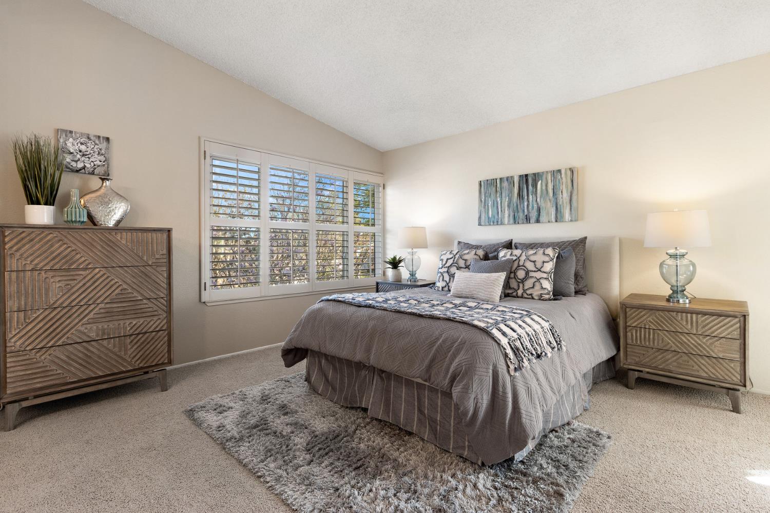 58 Rambleoak Circle