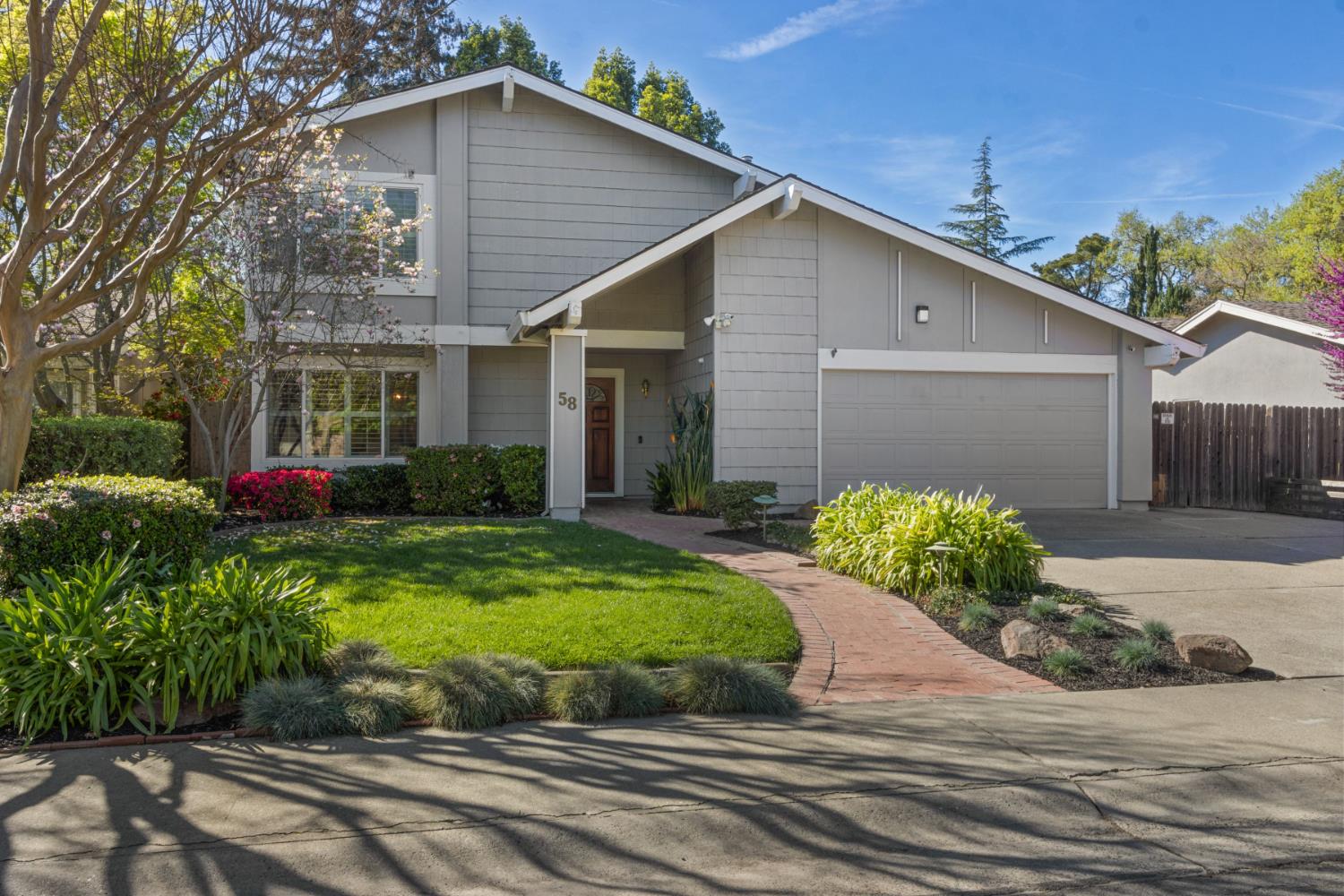 58 Rambleoak Circle