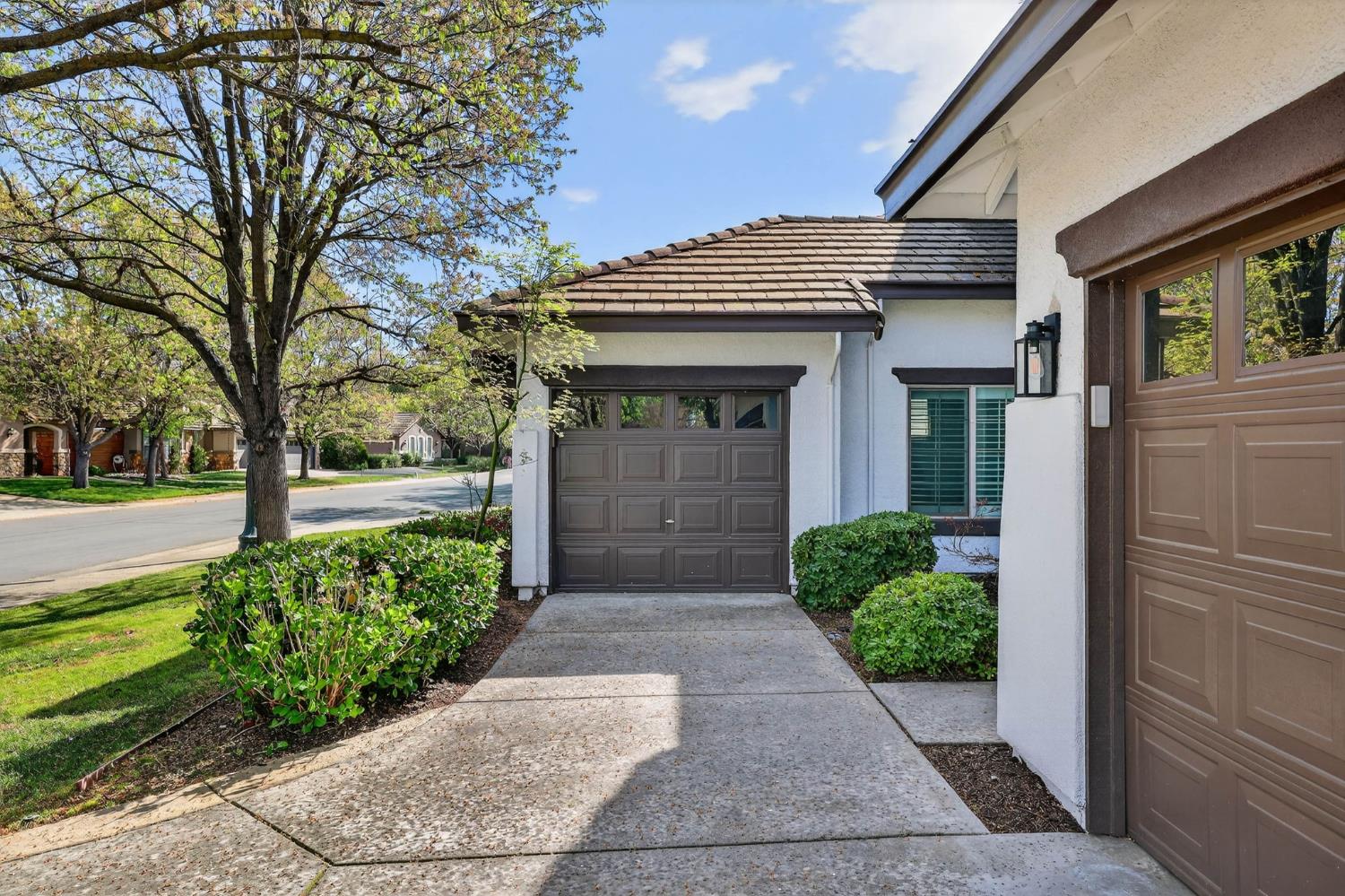 865 Wedgewood Court
