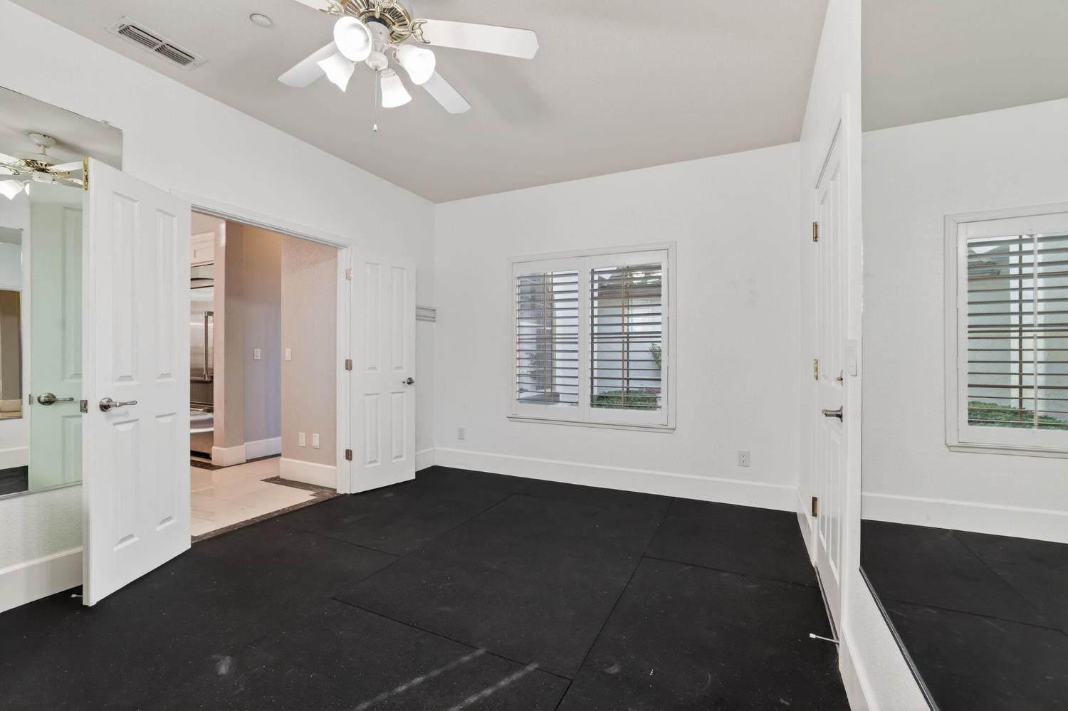 865 Wedgewood Court