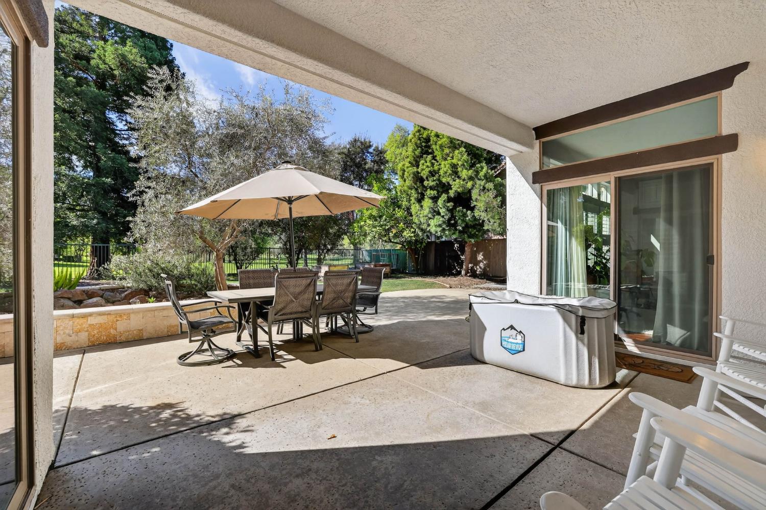 865 Wedgewood Court
