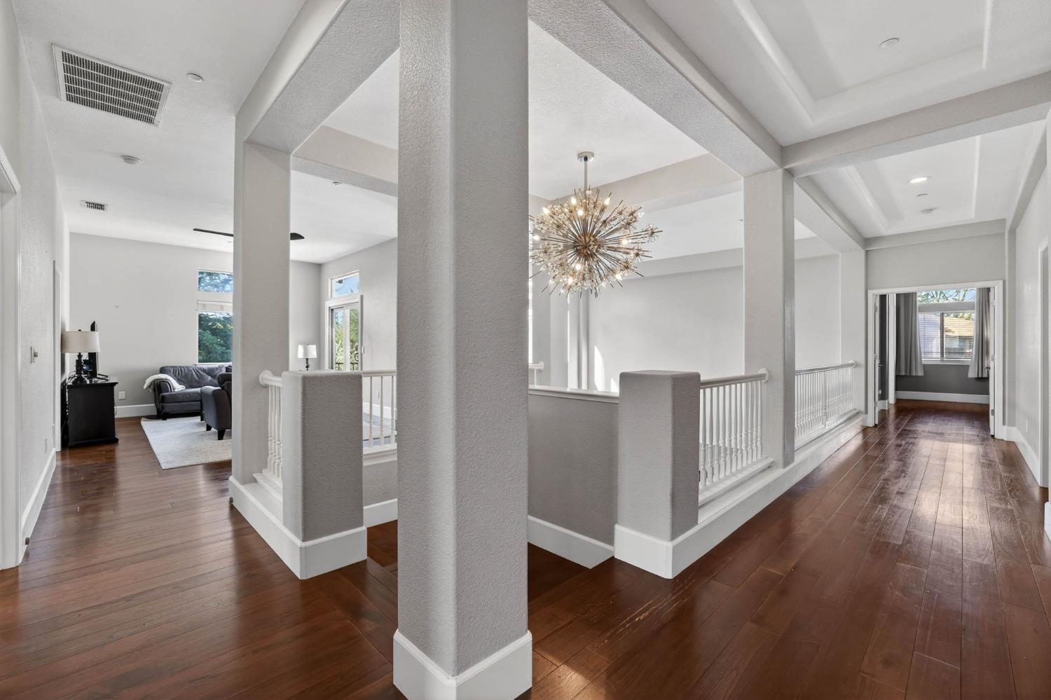 865 Wedgewood Court