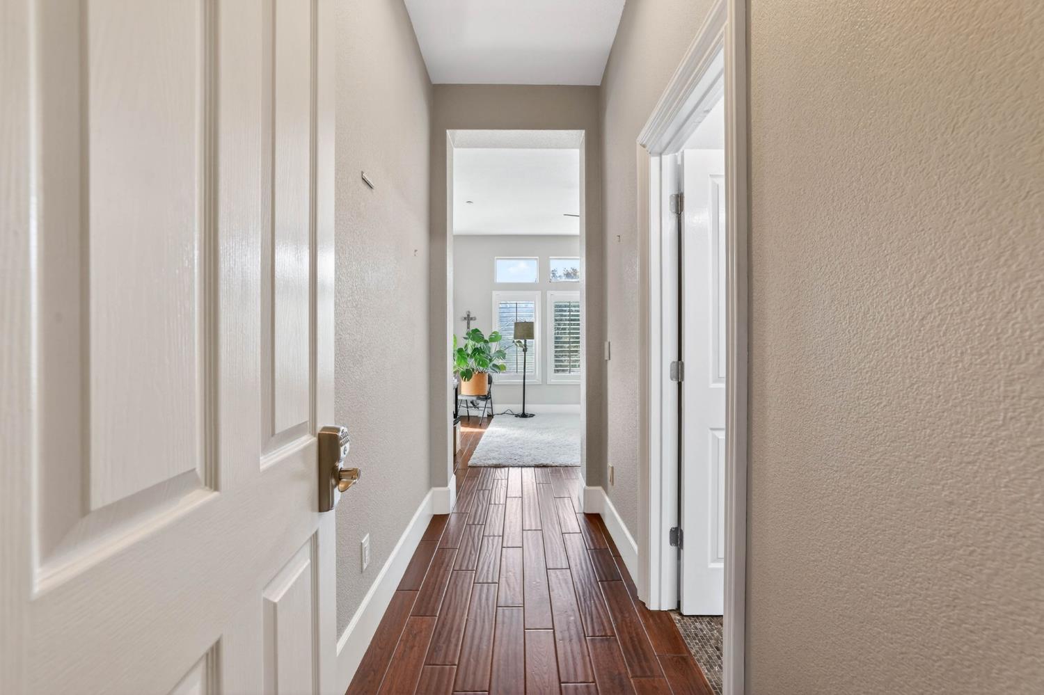 865 Wedgewood Court