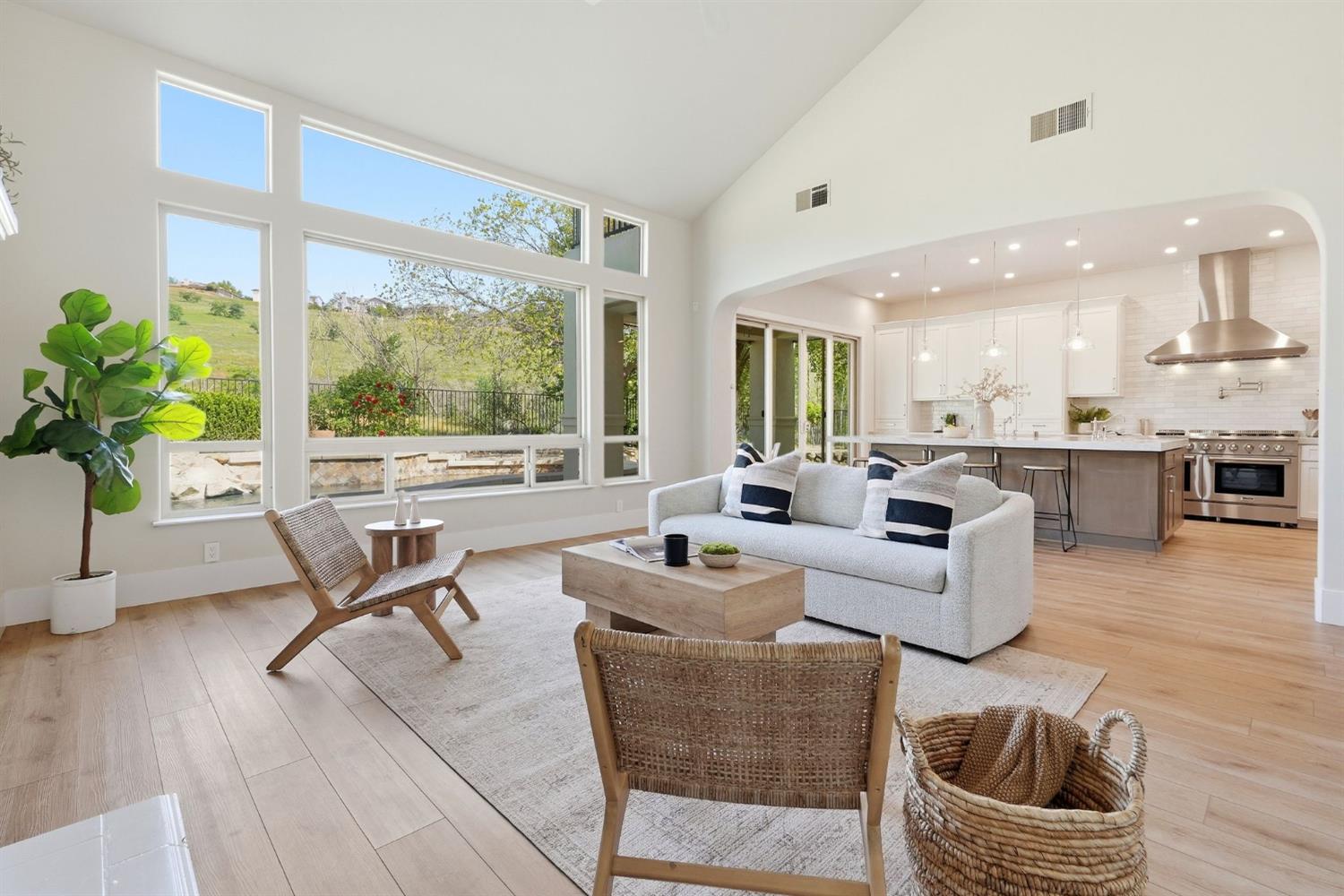 1359 W Terracina Drive
