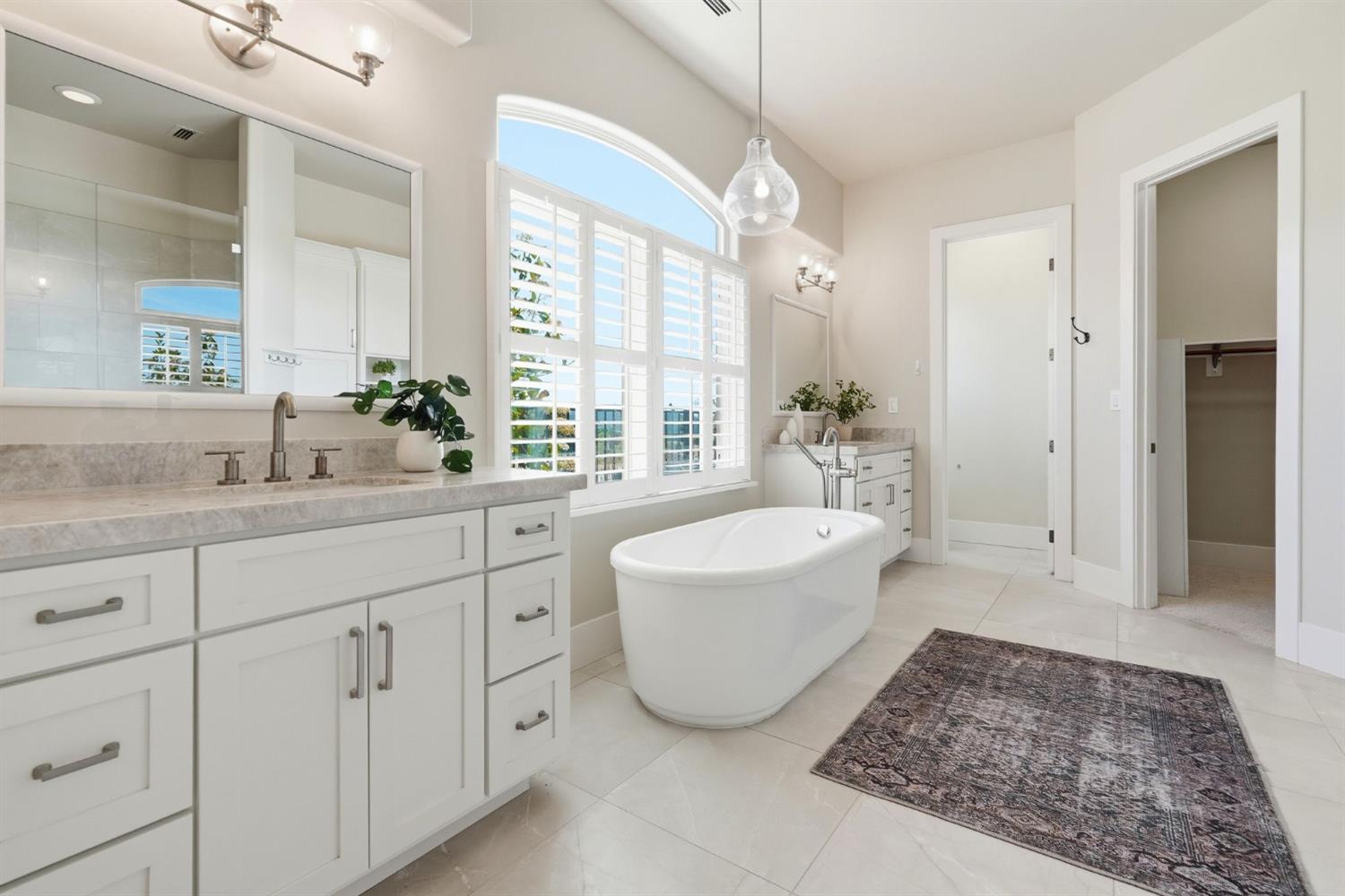 1359 W Terracina Drive