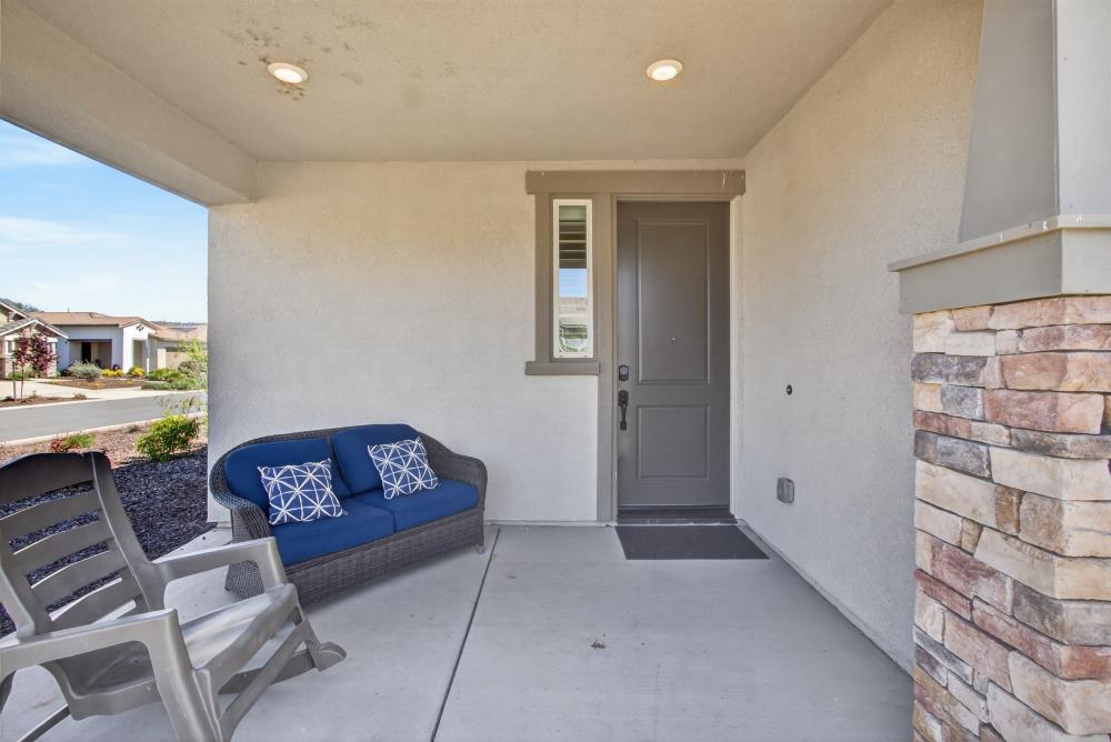 7003 De La Vina Drive