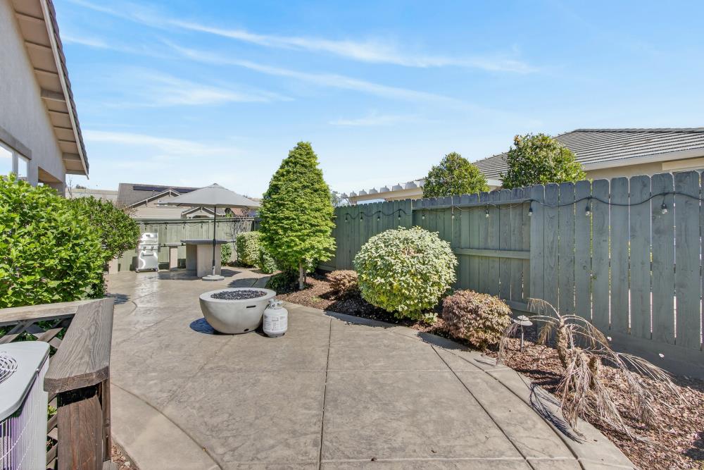 7003 De La Vina Drive