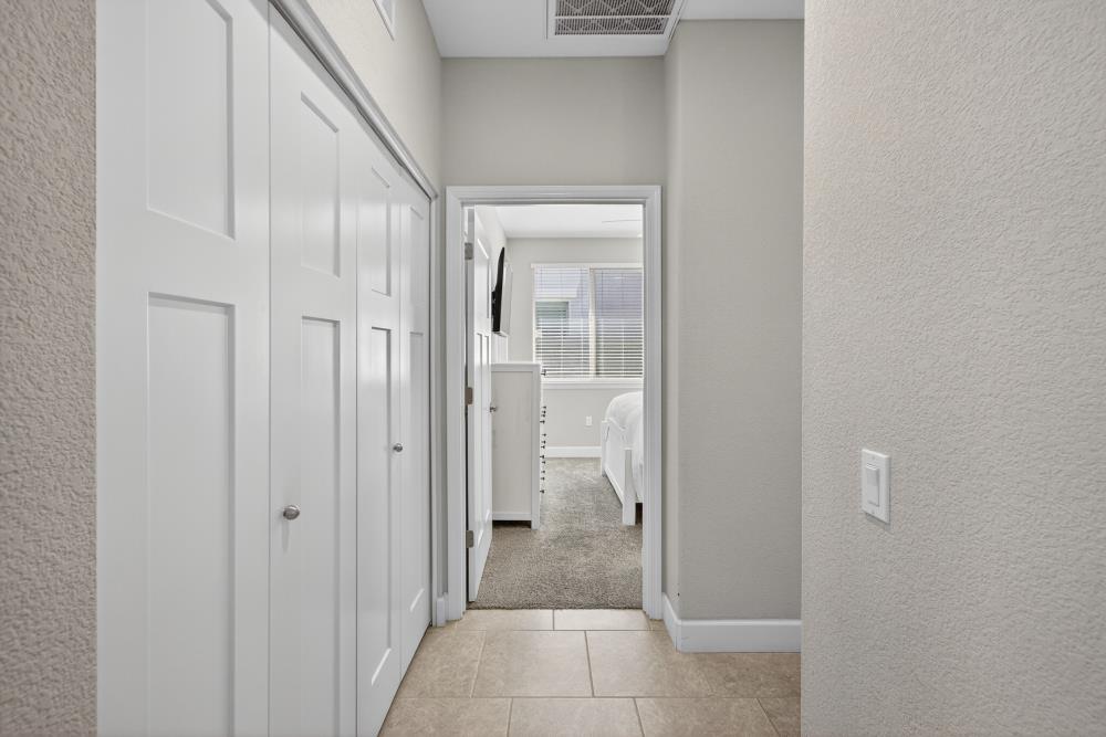 7003 De La Vina Drive