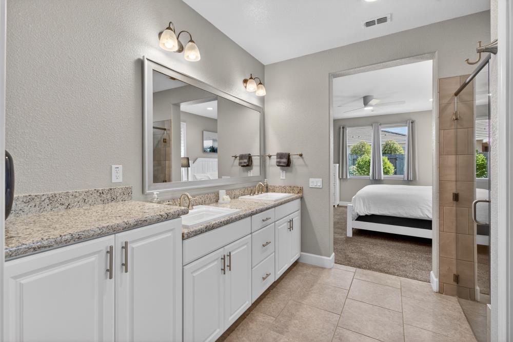 7003 De La Vina Drive