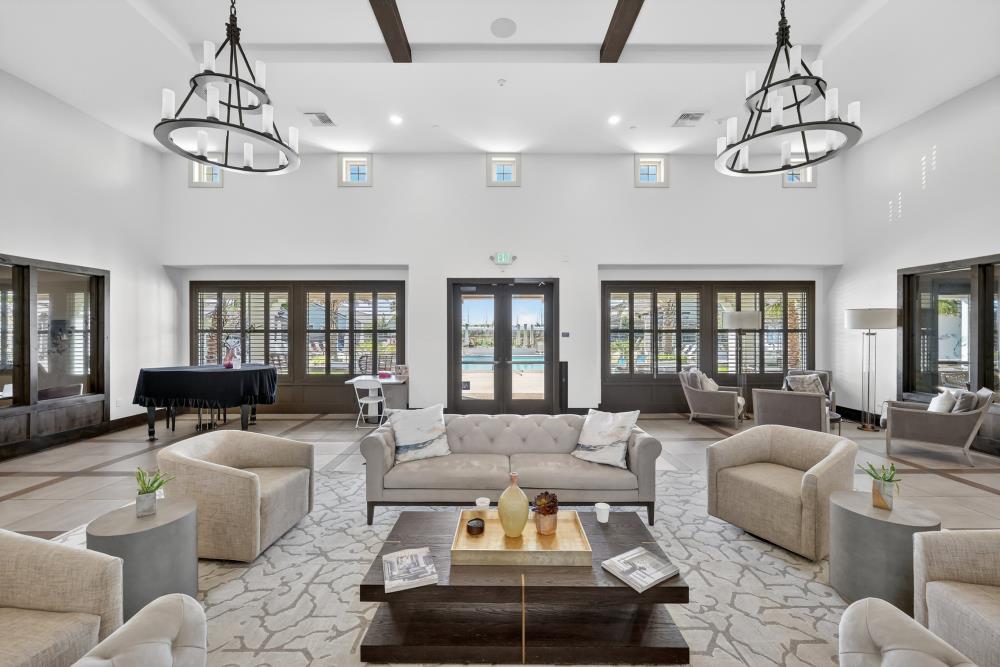 7003 De La Vina Drive