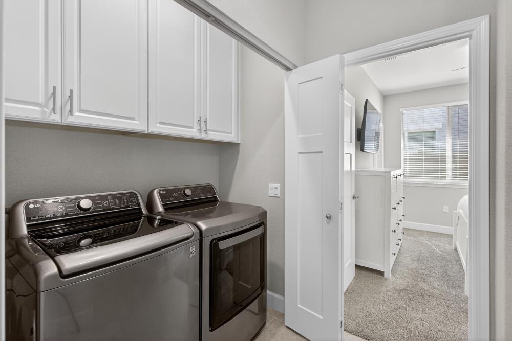 7003 De La Vina Drive