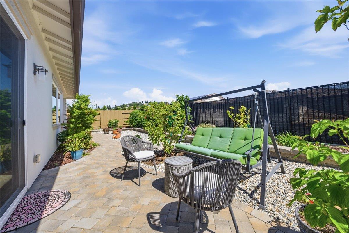 6911 Saratoga Estates Drive