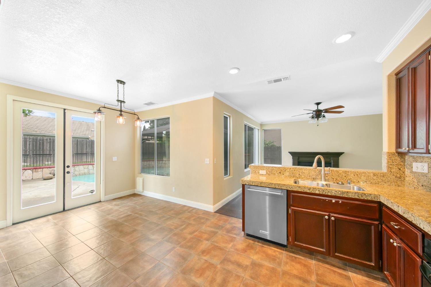 1351 Longfellow Circle