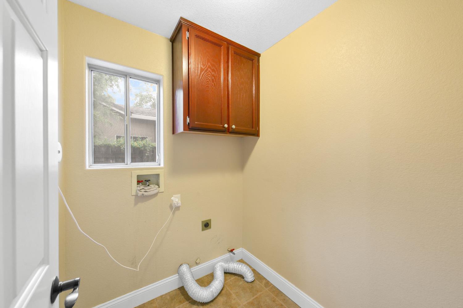 1351 Longfellow Circle