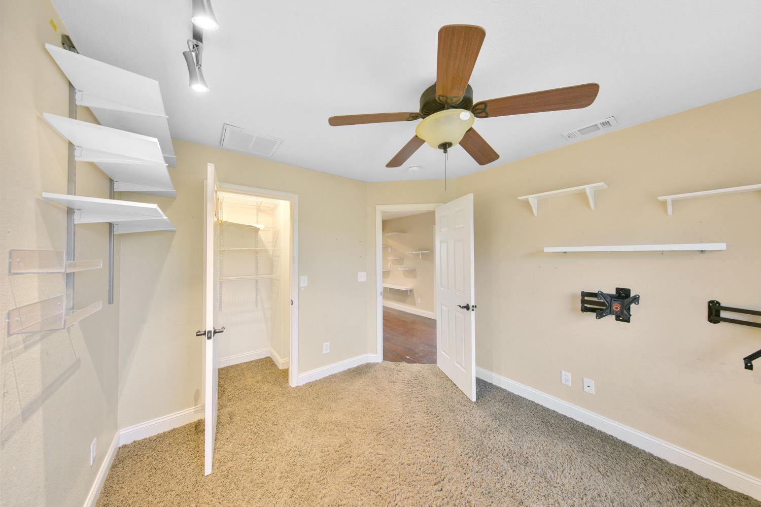 1351 Longfellow Circle