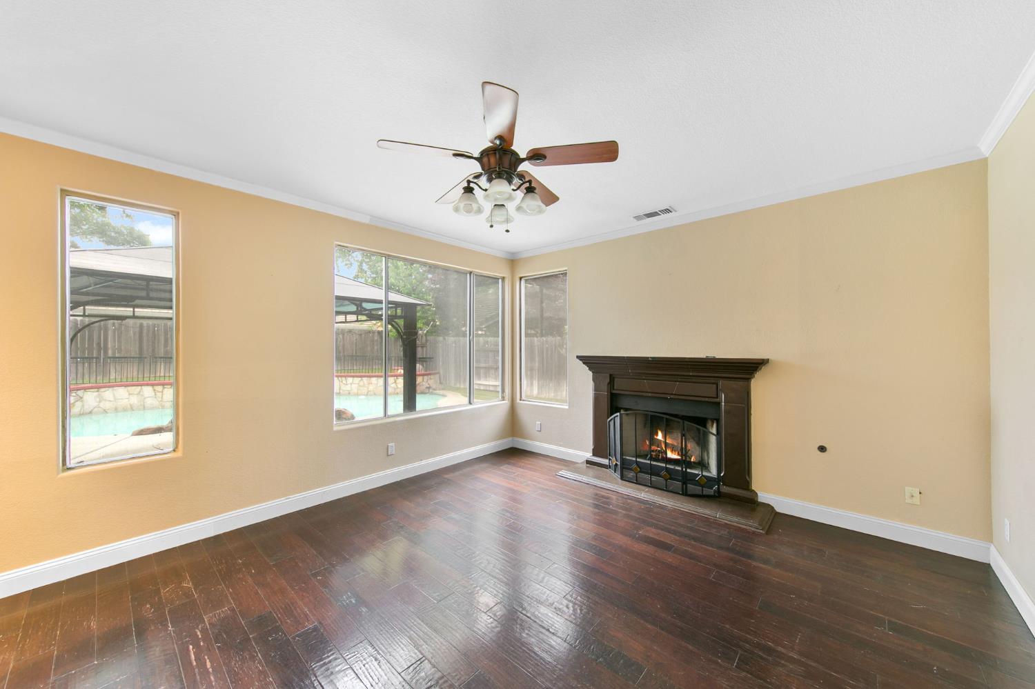 1351 Longfellow Circle