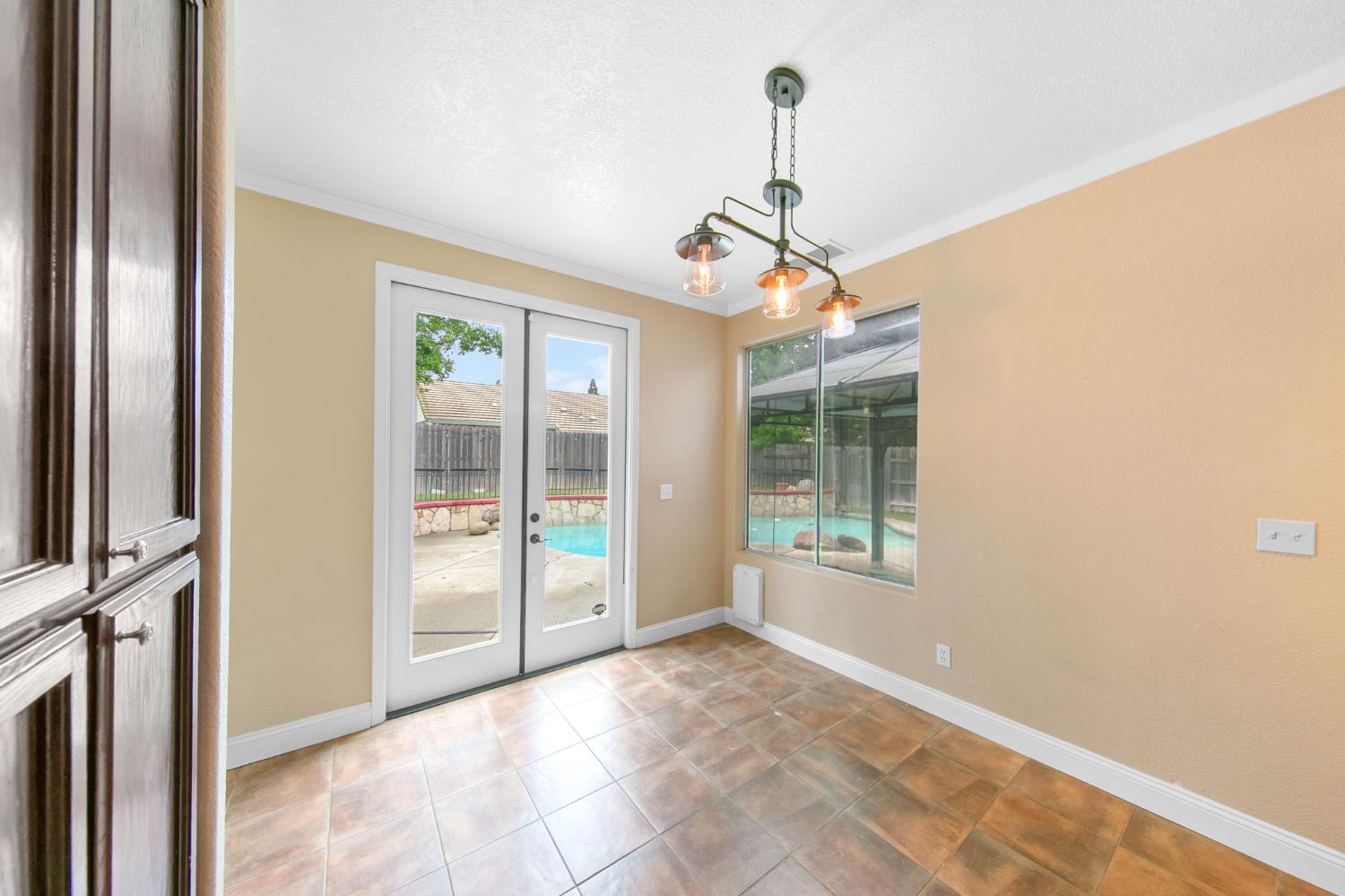 1351 Longfellow Circle