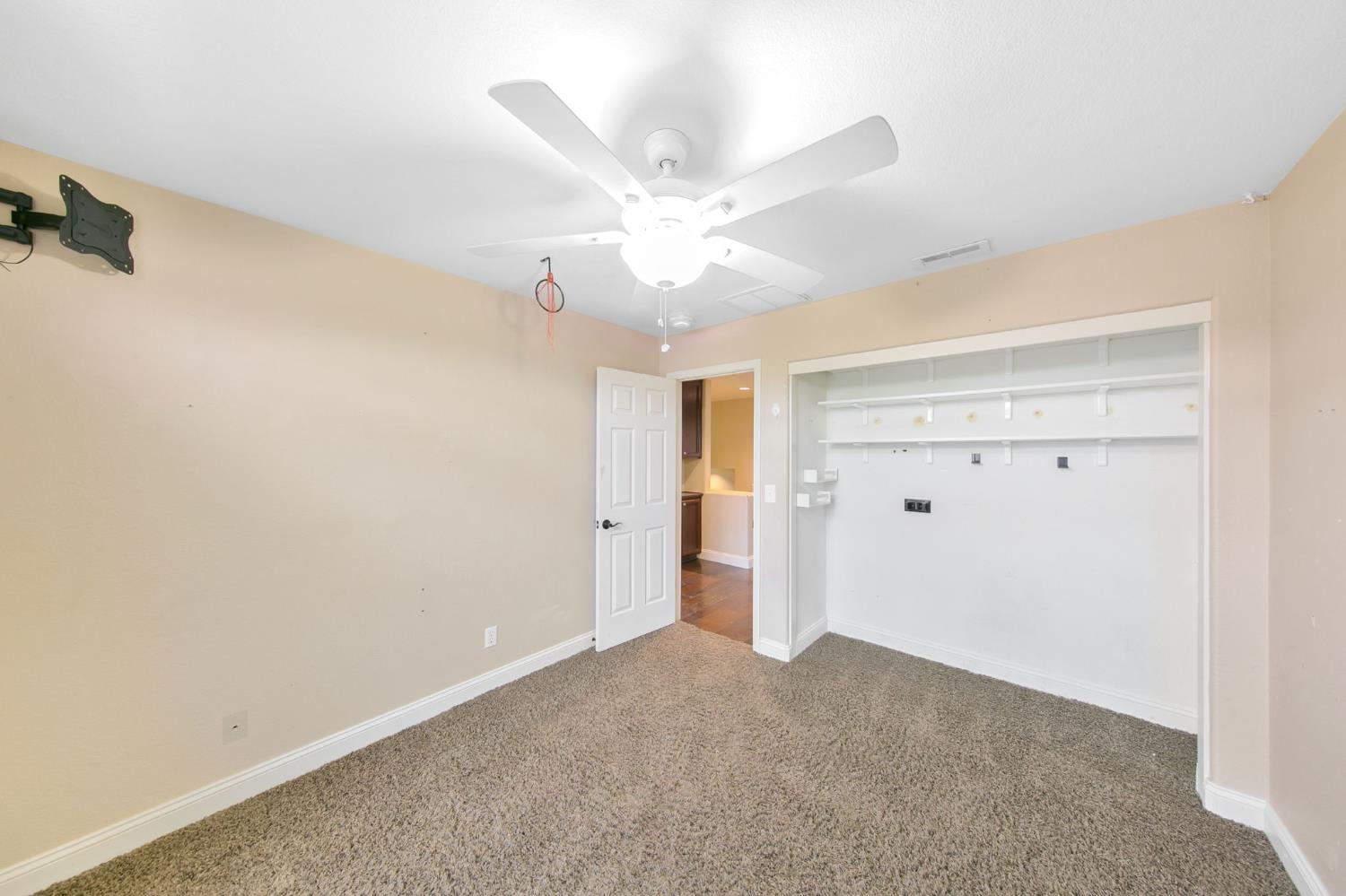 1351 Longfellow Circle