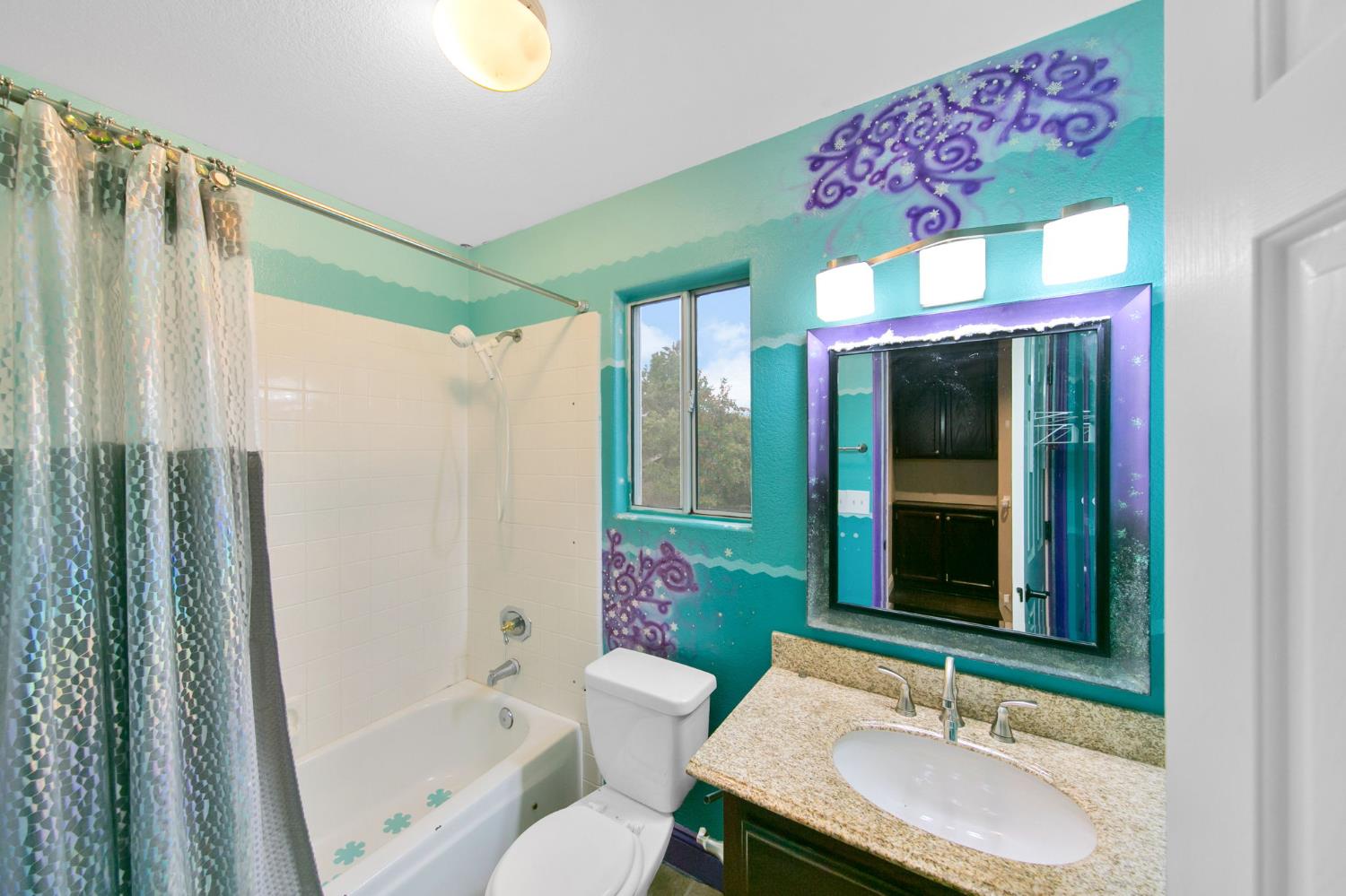 1351 Longfellow Circle