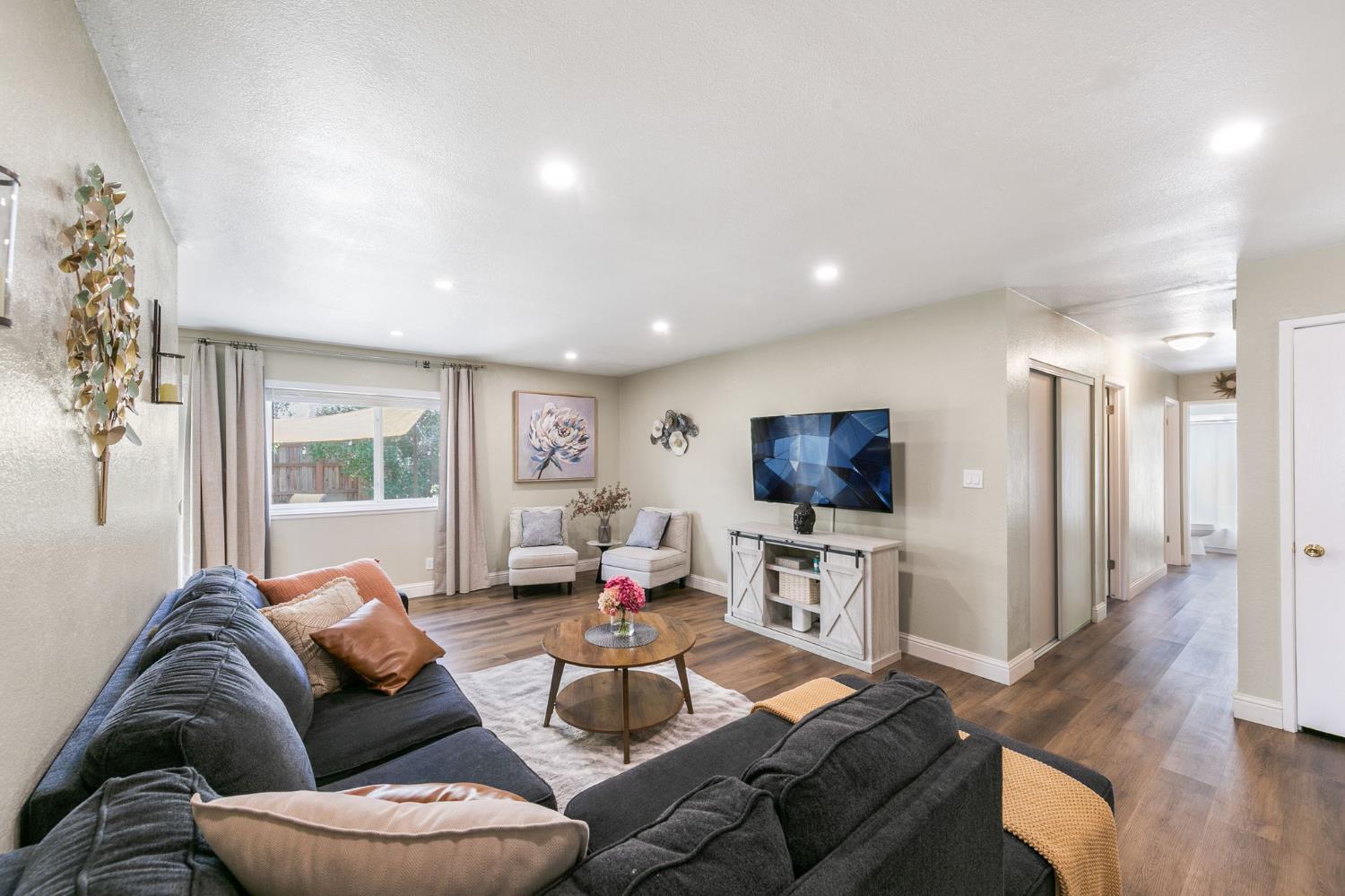 9220 Castlebar Way