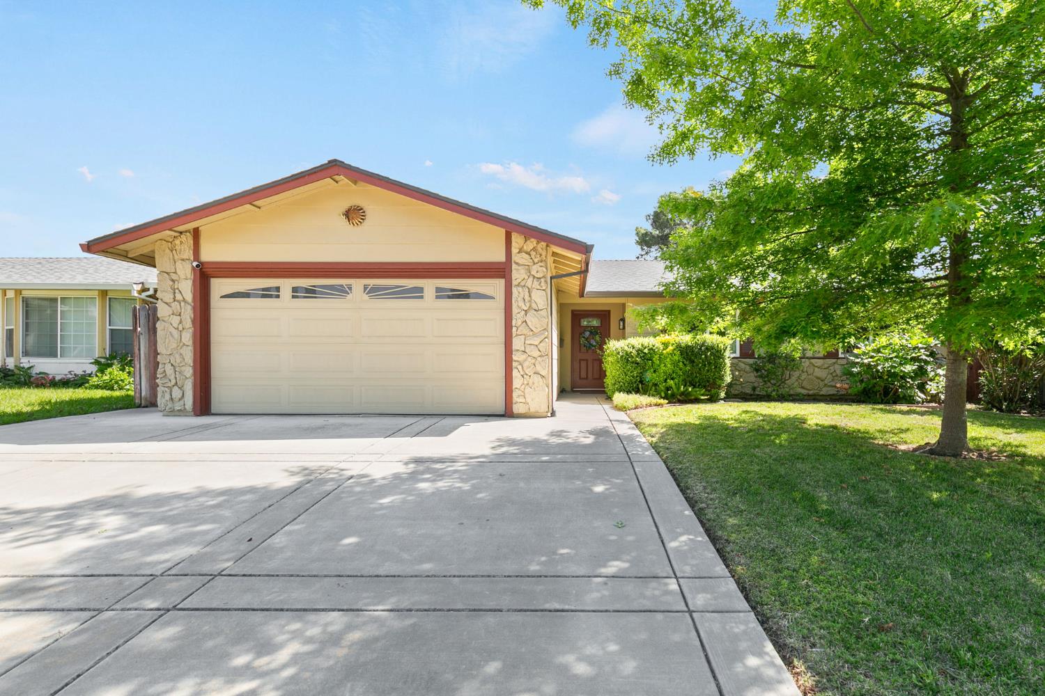 9220 Castlebar Way