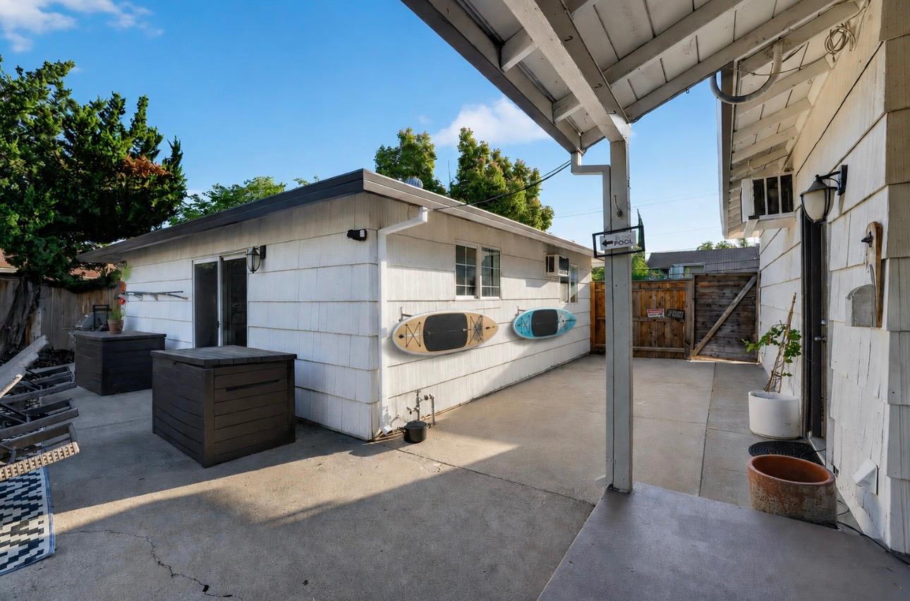 9400 Drift Way