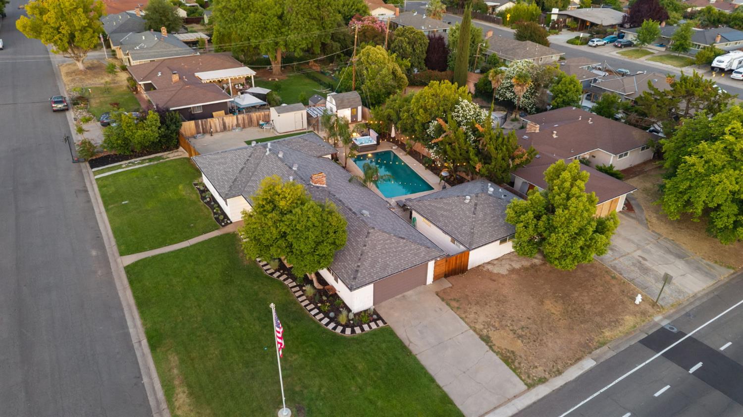 9400 Drift Way