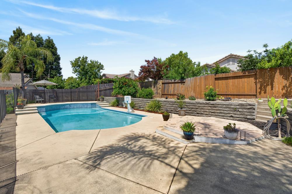 9158 Eastpointe Court