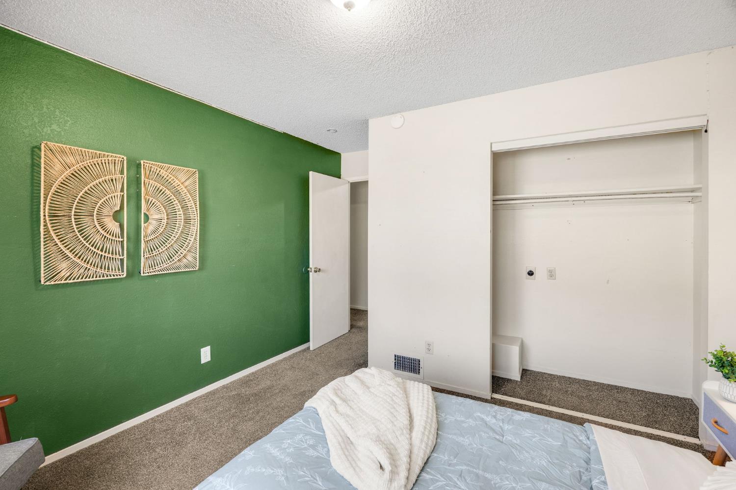 6277 Cavan Drive 2