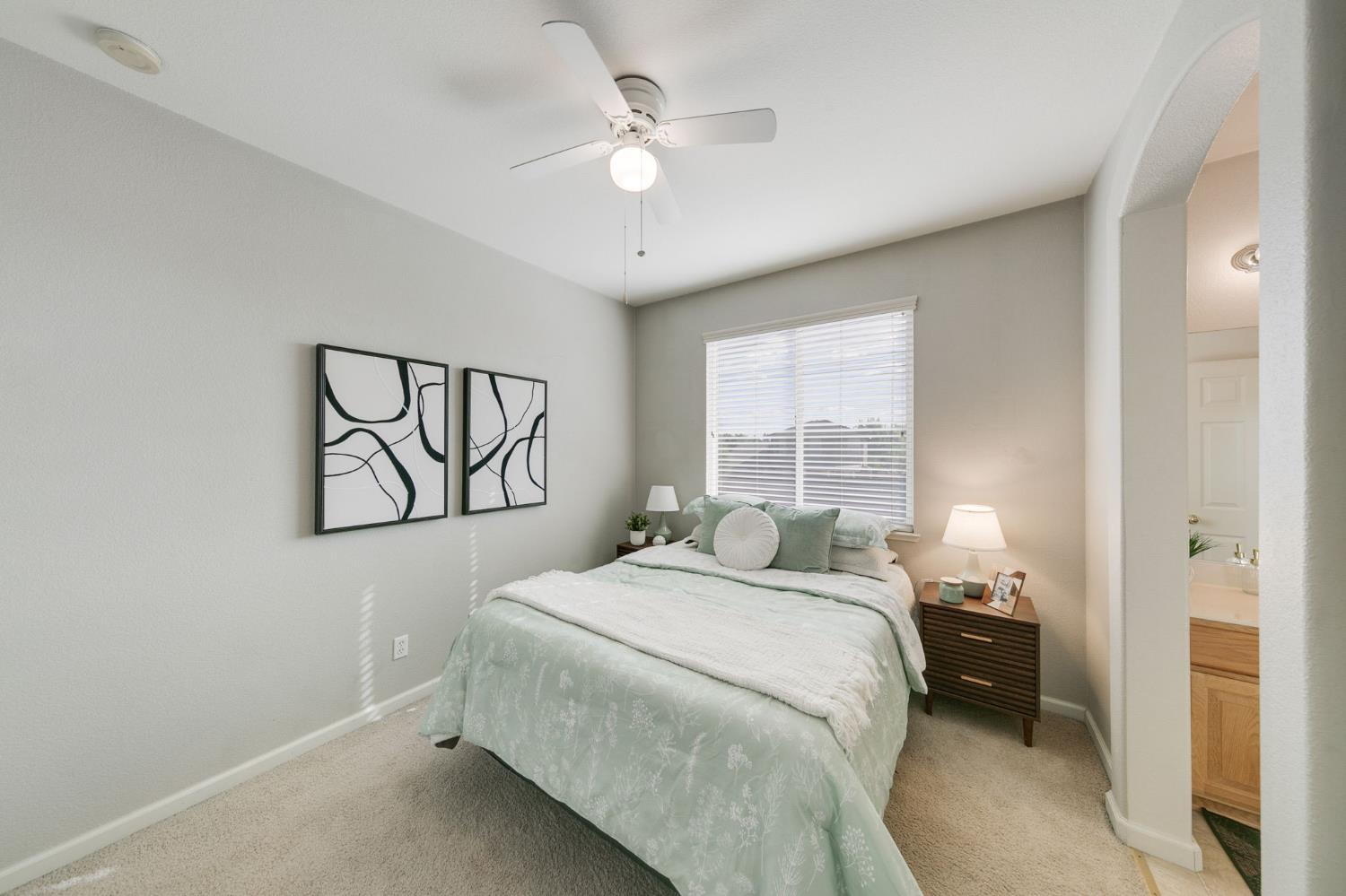 10001 Silver Legend Court