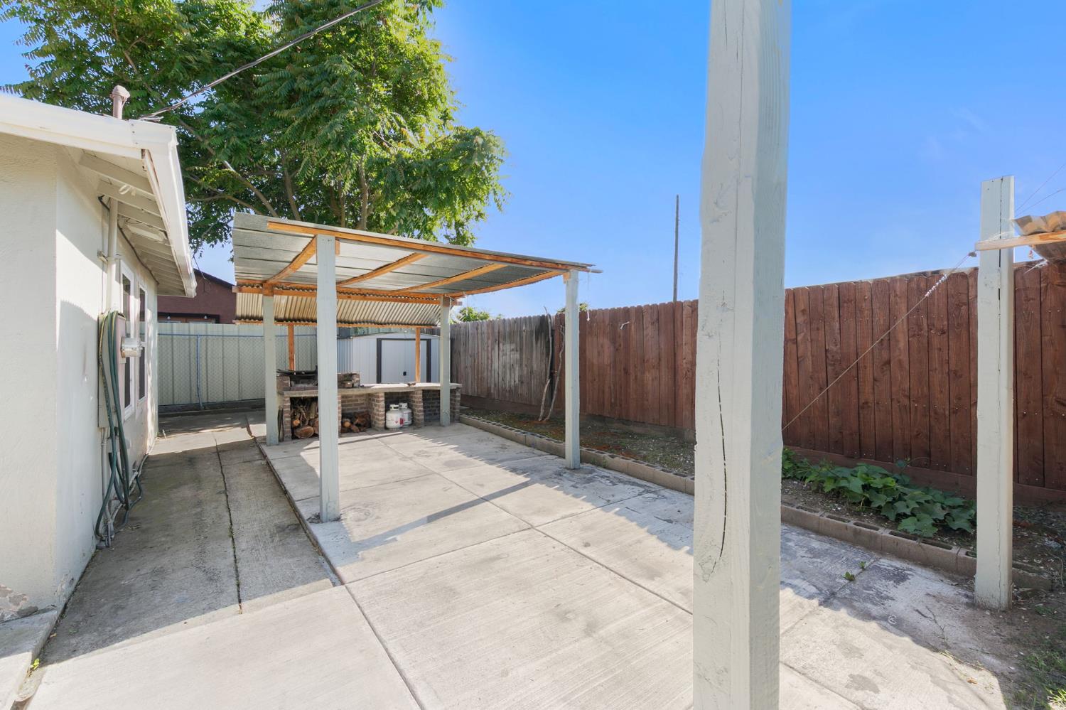 2757 Altos Avenue