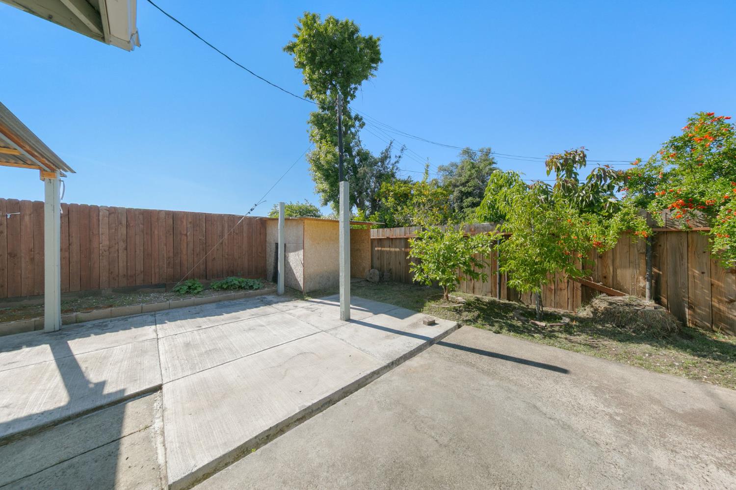 2757 Altos Avenue