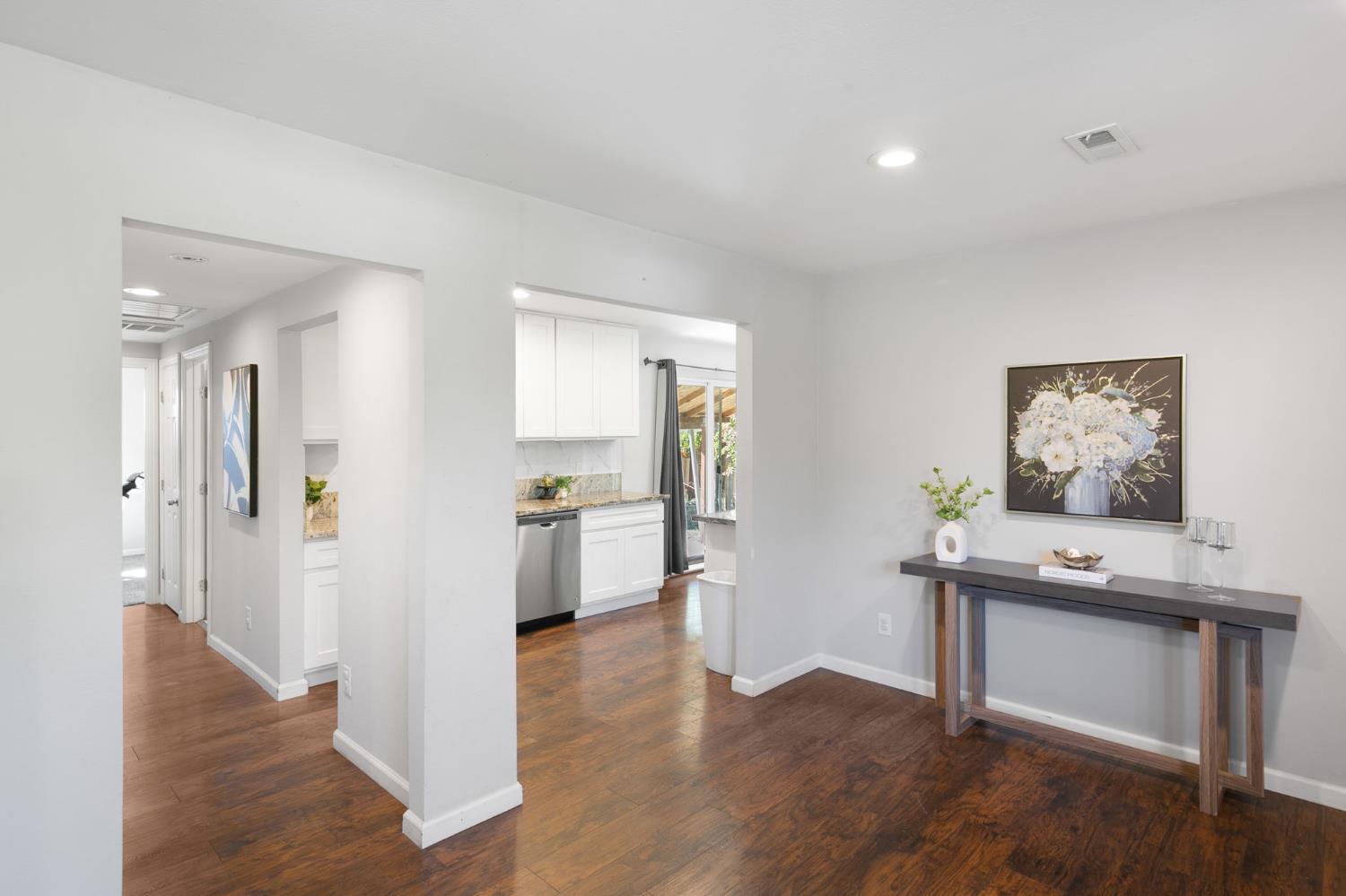 2757 Altos Avenue