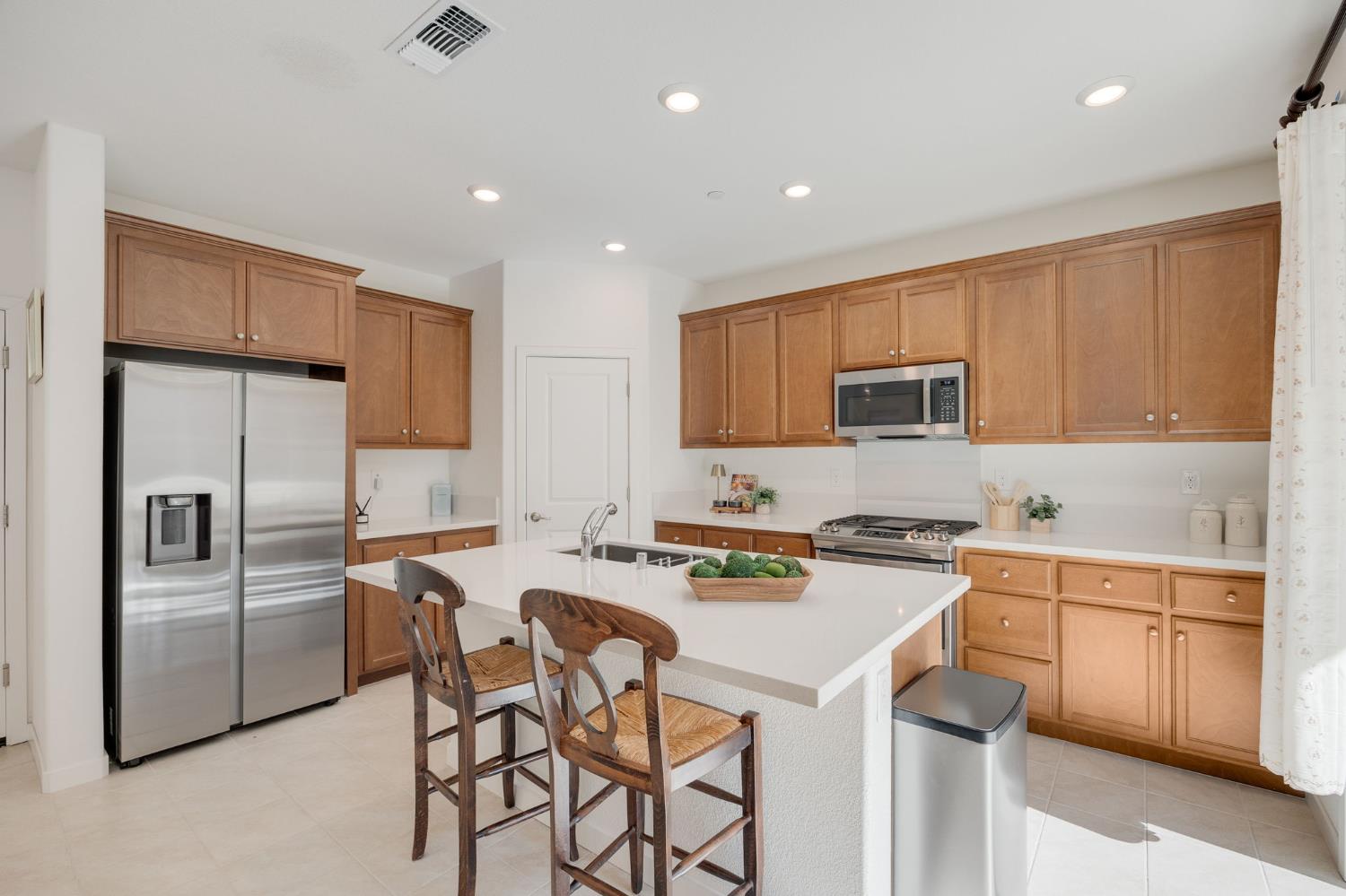 3452 Cantor Drive