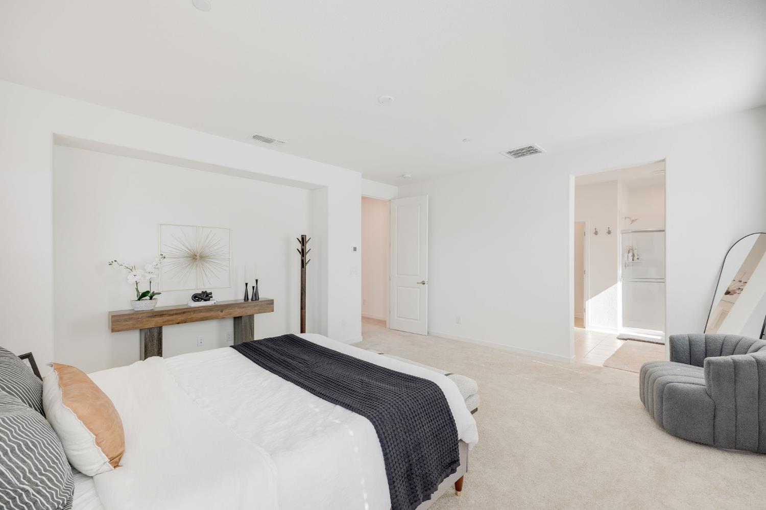 3452 Cantor Drive