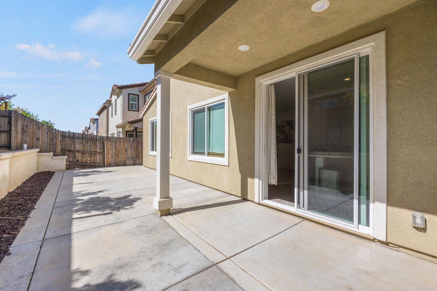 3452 Cantor Drive