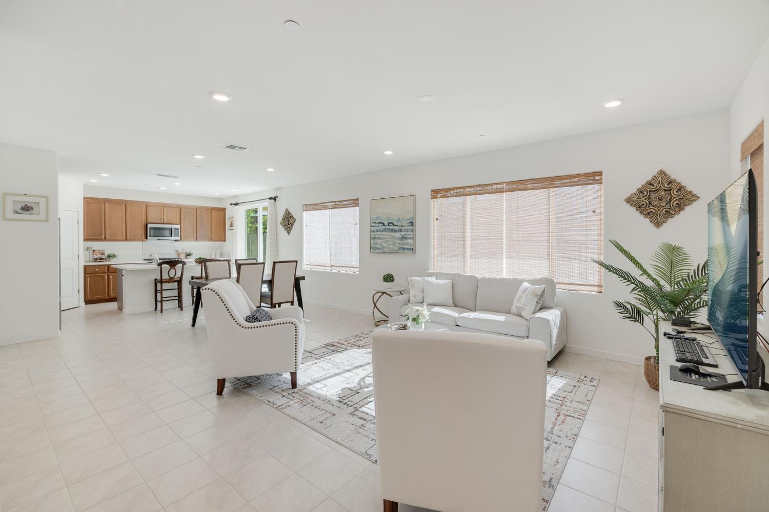 3452 Cantor Drive