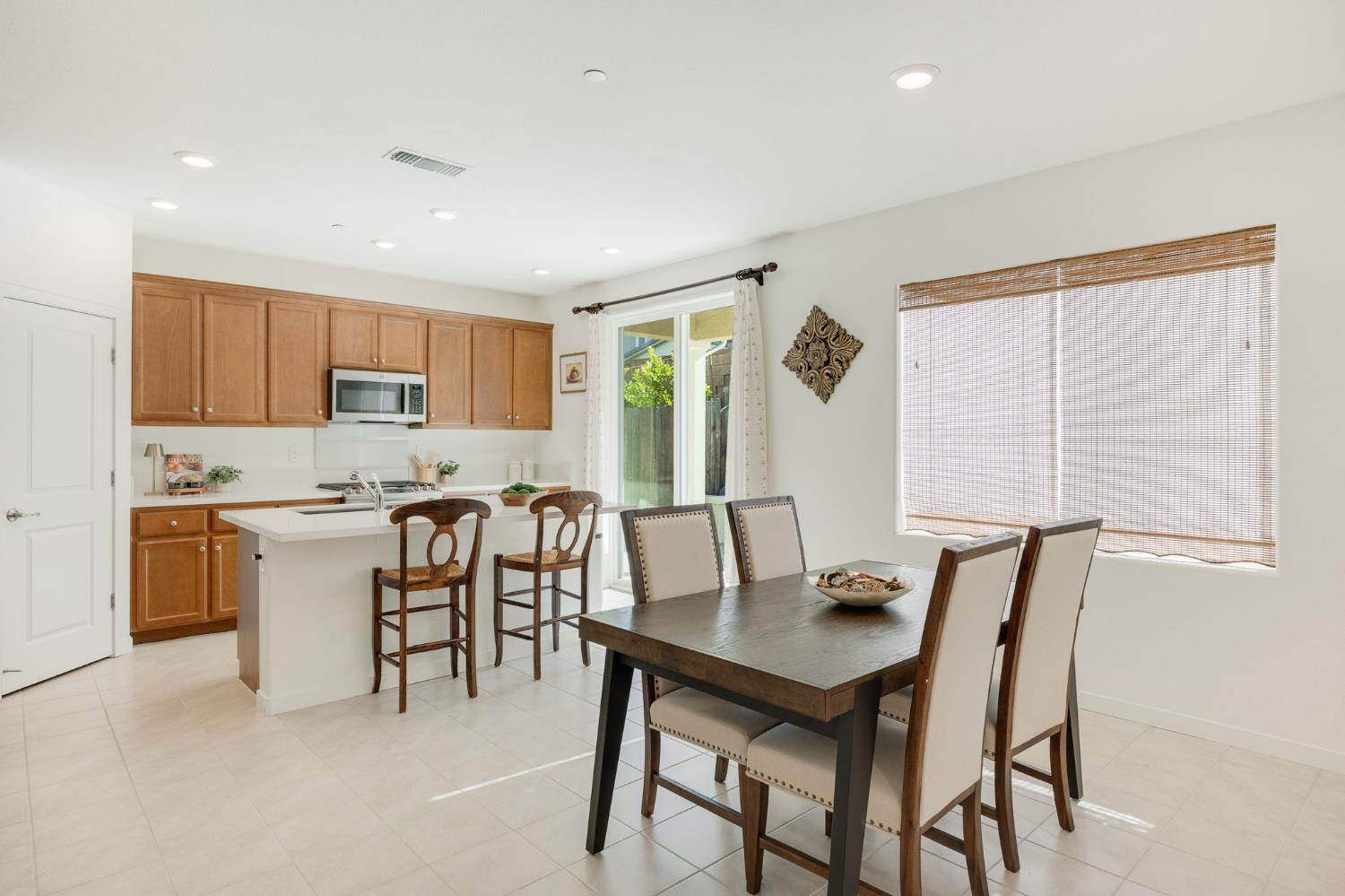 3452 Cantor Drive