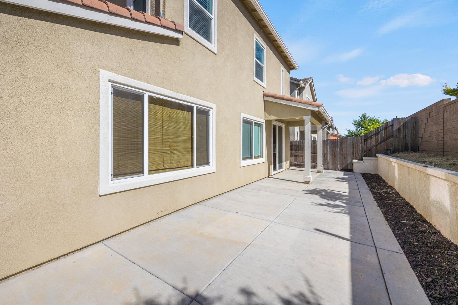 3452 Cantor Drive