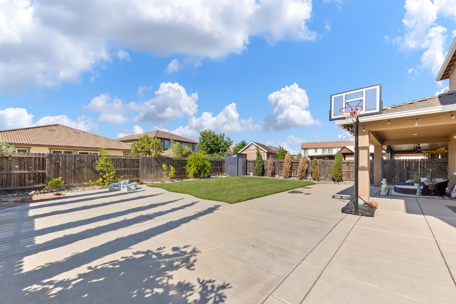 9518 Bryan Hall Way