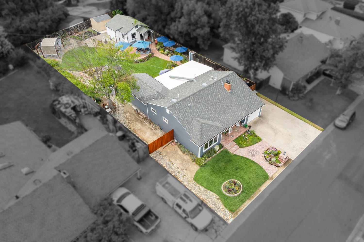 2533 Cambon Way