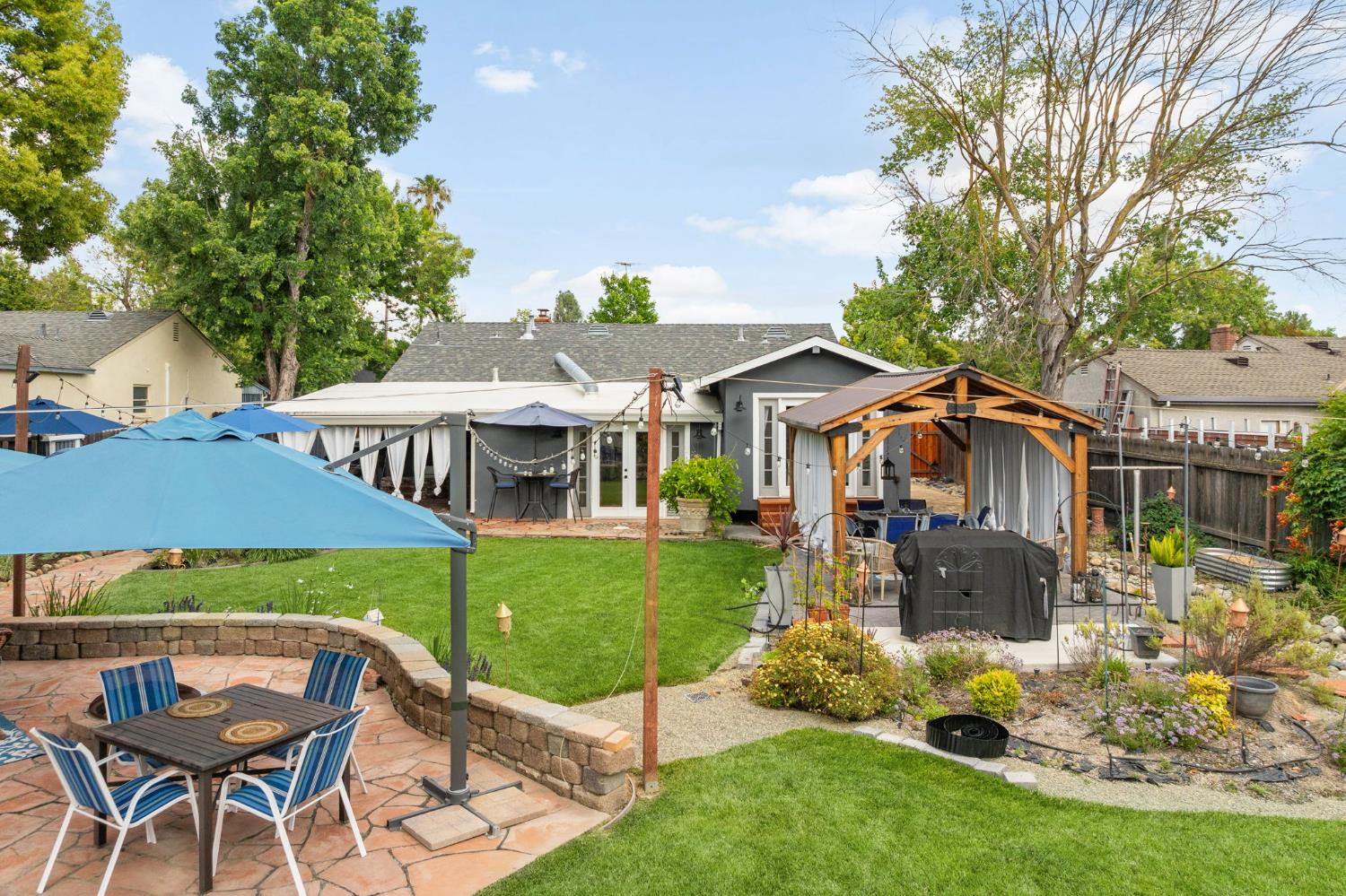 2533 Cambon Way
