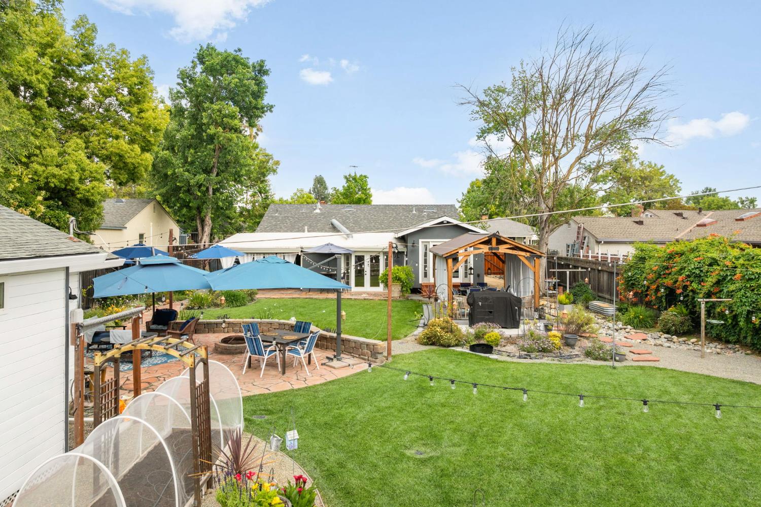 2533 Cambon Way