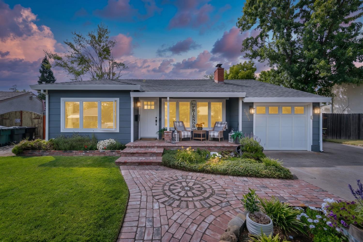 2533 Cambon Way