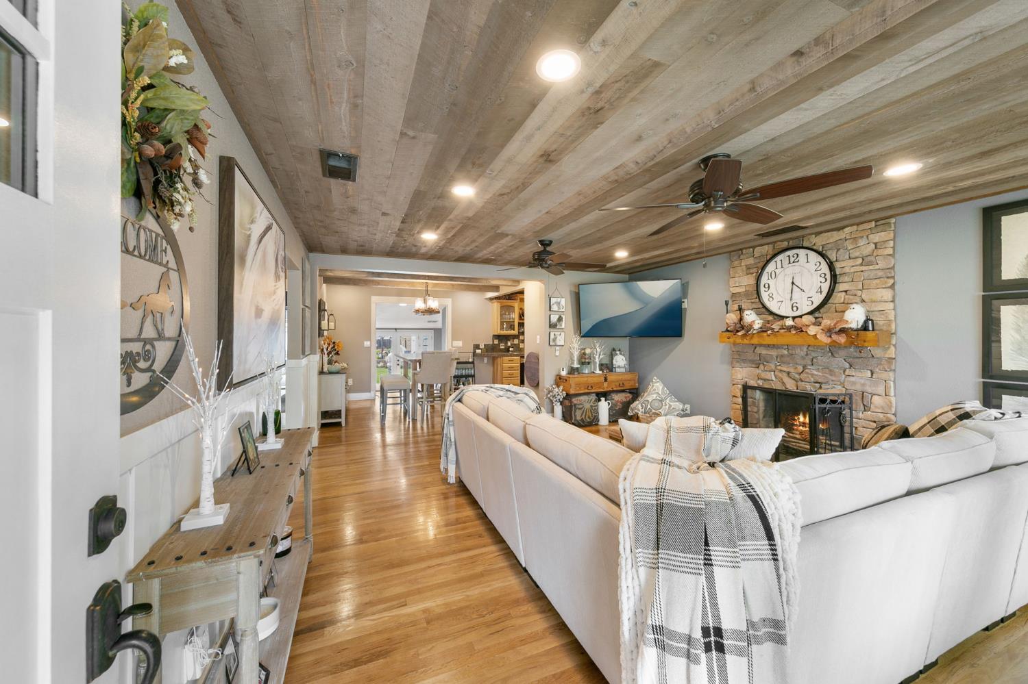 2533 Cambon Way