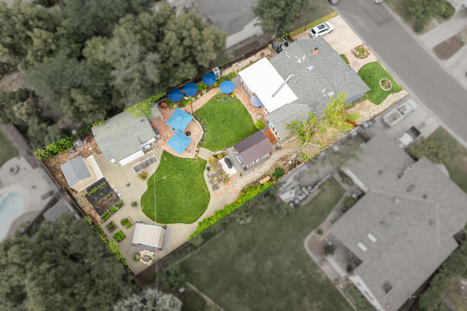2533 Cambon Way