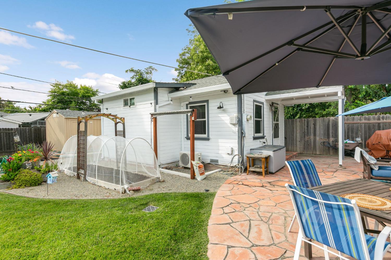 2533 Cambon Way