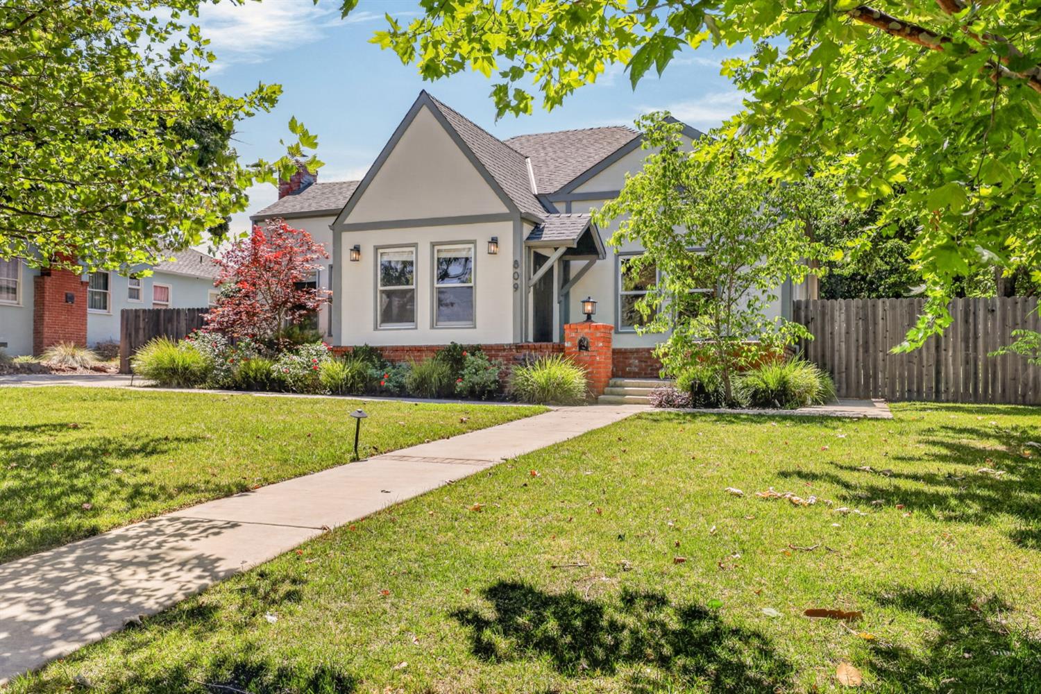 809 Figueroa Street