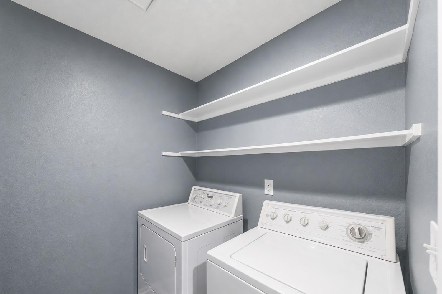1425 W Swain Road 13